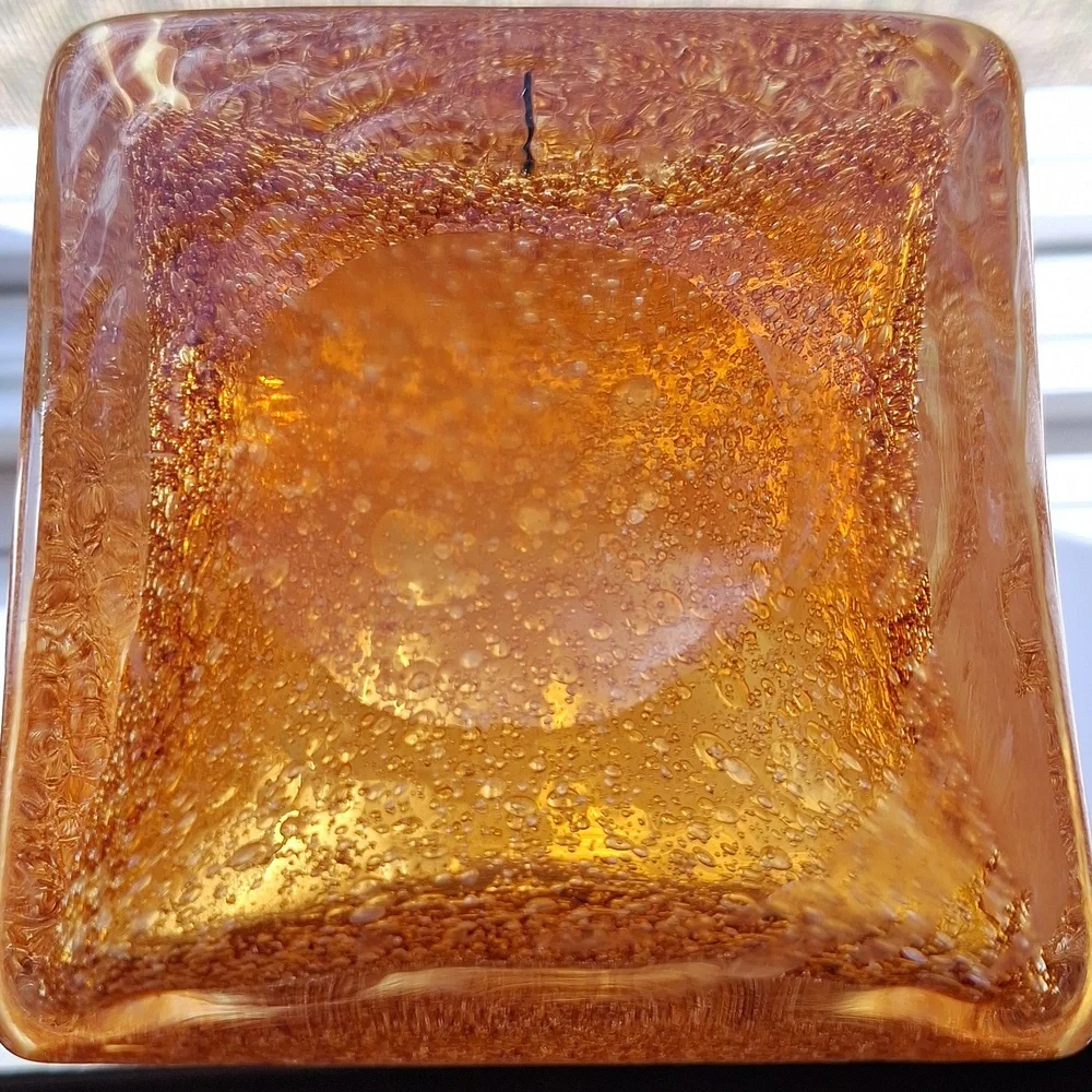 #ADI Art glass vase Amber in colour - Picture 4 of 5